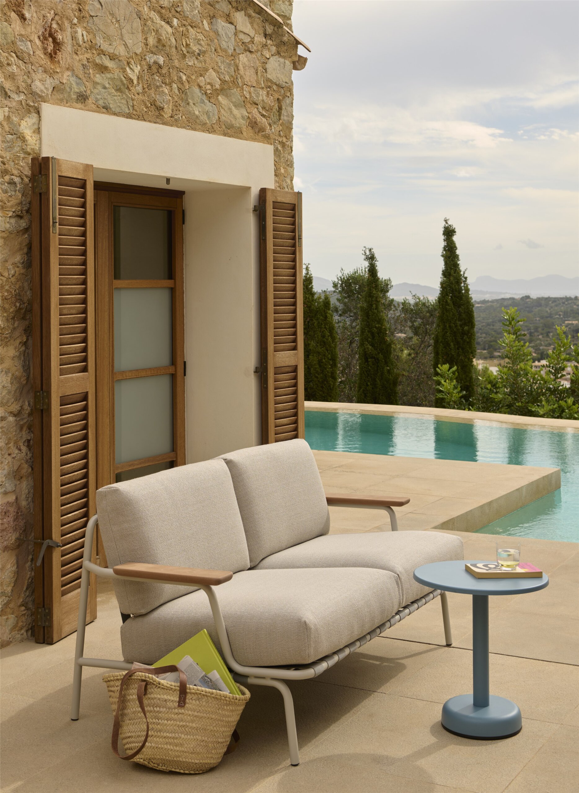 Settle-2-Seater-Laze-1-Grey-Linear-Steel-Cafe-Table-Pale-Blue-Hi-Res-3_150.jpg